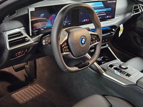 Used 2025 BMW i4 eDrive40 w/ Premium Package RWD image 3
