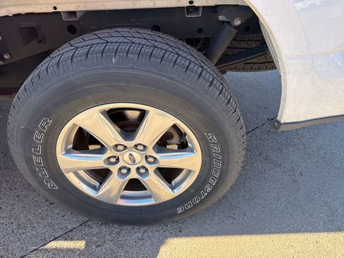 Used 2018 Ford F150 XLT w/ Equipment Group 302A Luxury image 10