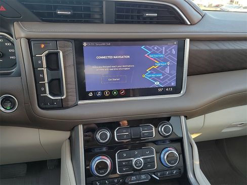 Used 2021 GMC Yukon Denali w/ Denali Premium Package image 22