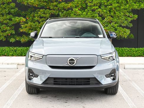 Used 2023 Volvo C40 P8 Recharge Ultimate AWD/4WD image 2