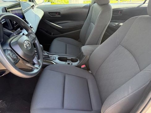 Used 2024 Toyota Corolla LE FWD image 9