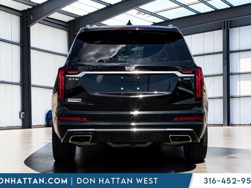 Used 2022 Cadillac XT6 Premium Luxury w/ Technology Package FWD image 22