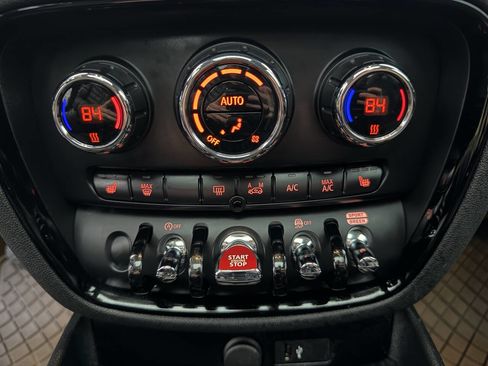 Used 2020 MINI Cooper Clubman S image 22