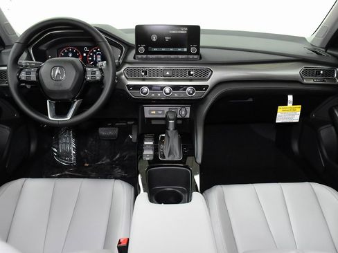 New 2025 Acura Integra image 23