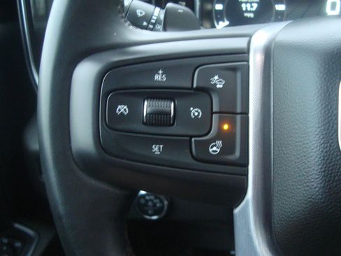 Used 2023 GMC Sierra 1500 SLT w/ SLT Convenience Package image 12