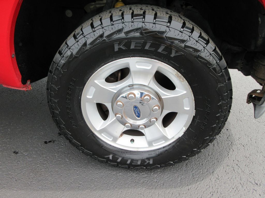 Used 2015 Ford F250 XLT RWD image 9