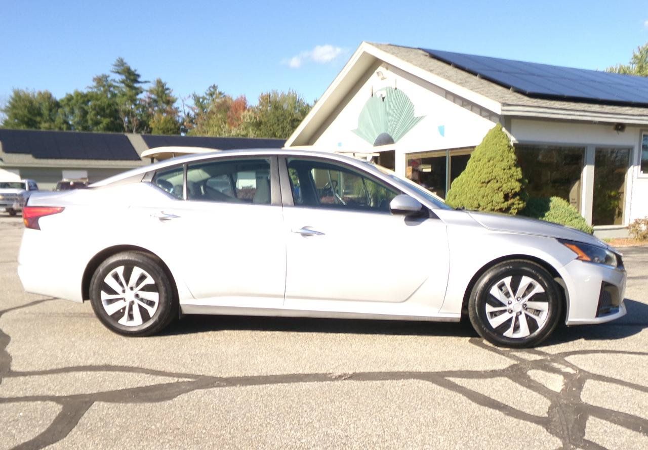 Used 2023 Nissan Altima 2.5 S FWD image 25