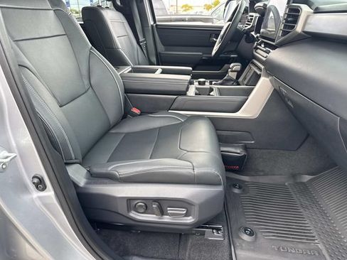 Used 2026 Toyota Tundra Limited AWD/4WD image 11