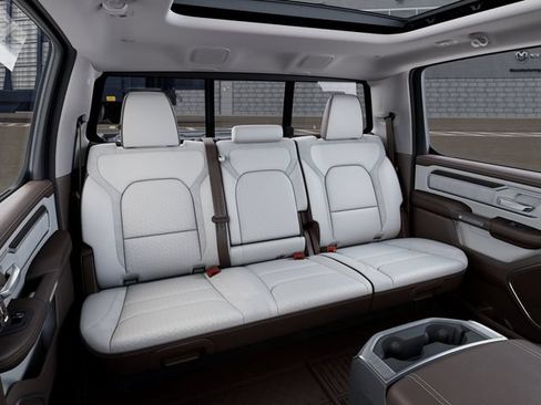 New 2027 RAM 1500 Laramie AWD/4WD image 15