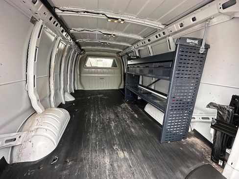 Used 2022 Chevrolet Express 2500 Extended w/ Driver Convenience Package image 15