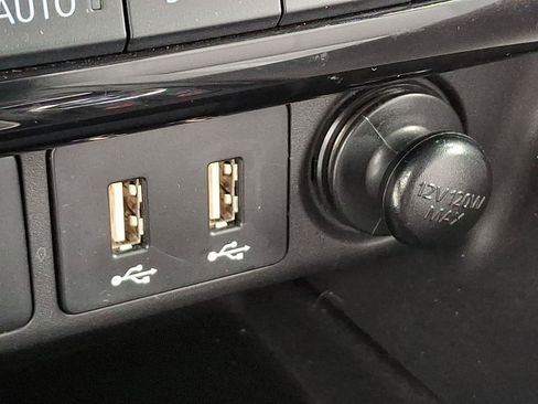 Used 2022 Mitsubishi Eclipse Cross SE image 25