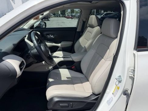 Used 2024 Honda HR-V EX-L image 13