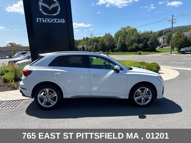 Used 2022 Audi Q3 2.0T Premium Plus AWD/4WD image 16