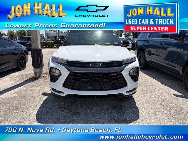Used 2022 Chevrolet TrailBlazer RS FWD image 2