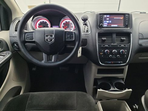 Used 2016 Dodge Grand Caravan SE w/ Quick Order Package 29E SE image 22