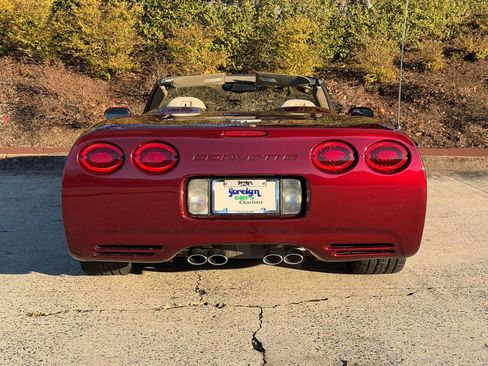 Used 2003 Chevrolet Corvette Convertible w/ Preferred Equipment Group1 image 5