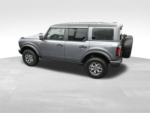 New 2025 Ford Bronco Badlands image 38