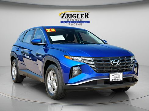 Certified 2024 Hyundai Tucson SE FWD image 1