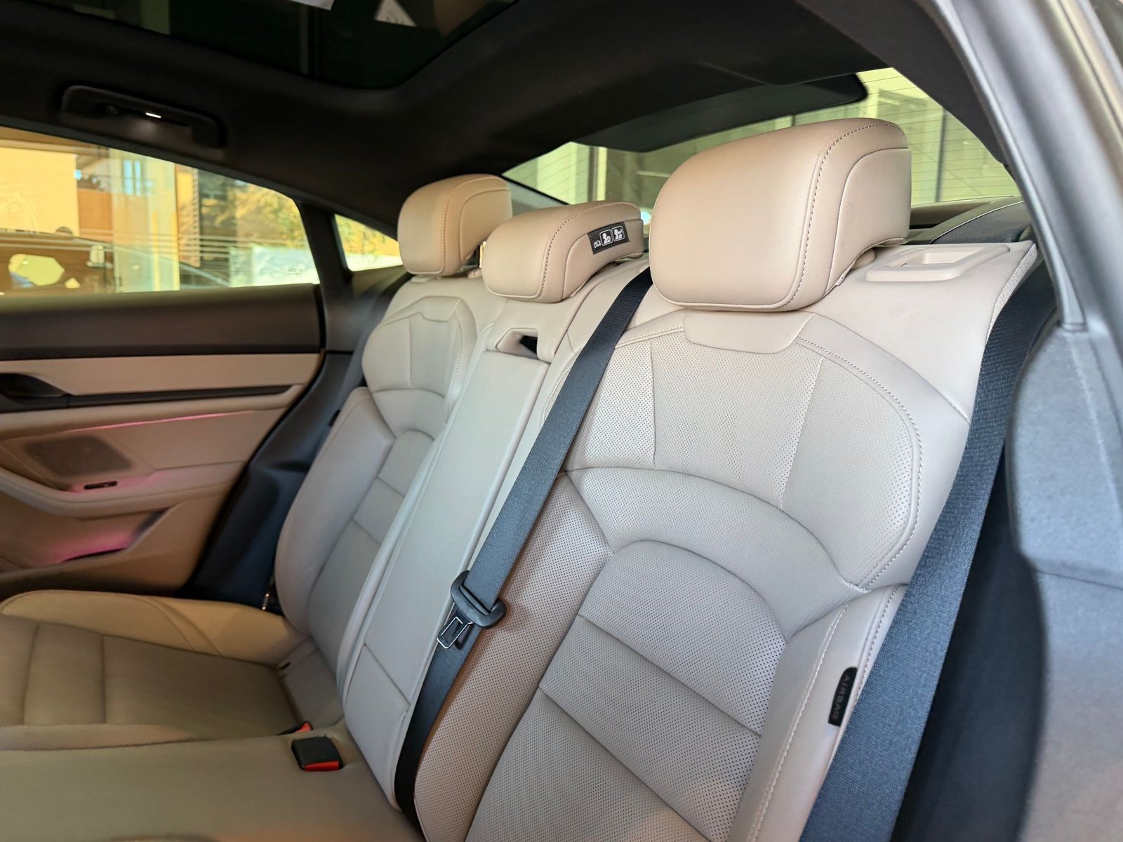 Certified 2024 Porsche Taycan w/ Premium Package RWD image 18