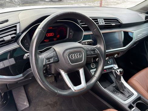 Used 2021 Audi Q3 2.0T Premium image 21