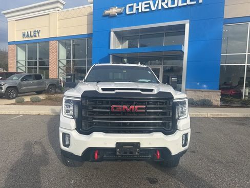 Used 2023 GMC Sierra 2500 AT4 w/ AT4 Premium Plus Package image 2