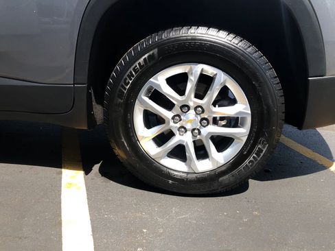 Used 2018 Chevrolet Traverse LT AWD/4WD image 27