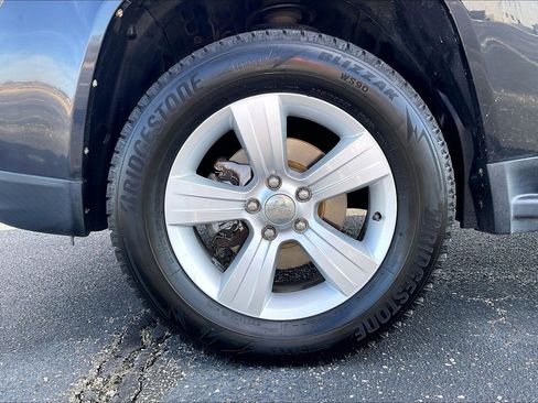 Used 2015 Jeep Compass High Altitude image 9