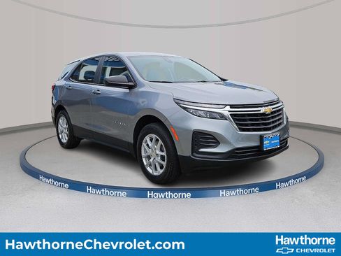 Certified 2023 Chevrolet Equinox LS AWD/4WD image 1