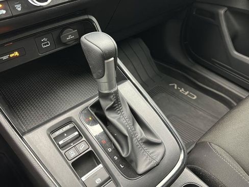 Used 2025 Honda CR-V LX image 21