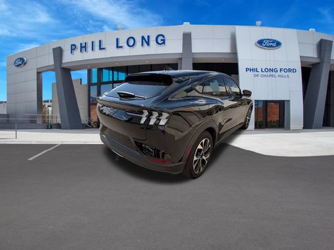 Certified 2024 Ford Mustang Mach-E Select AWD/4WD image 6
