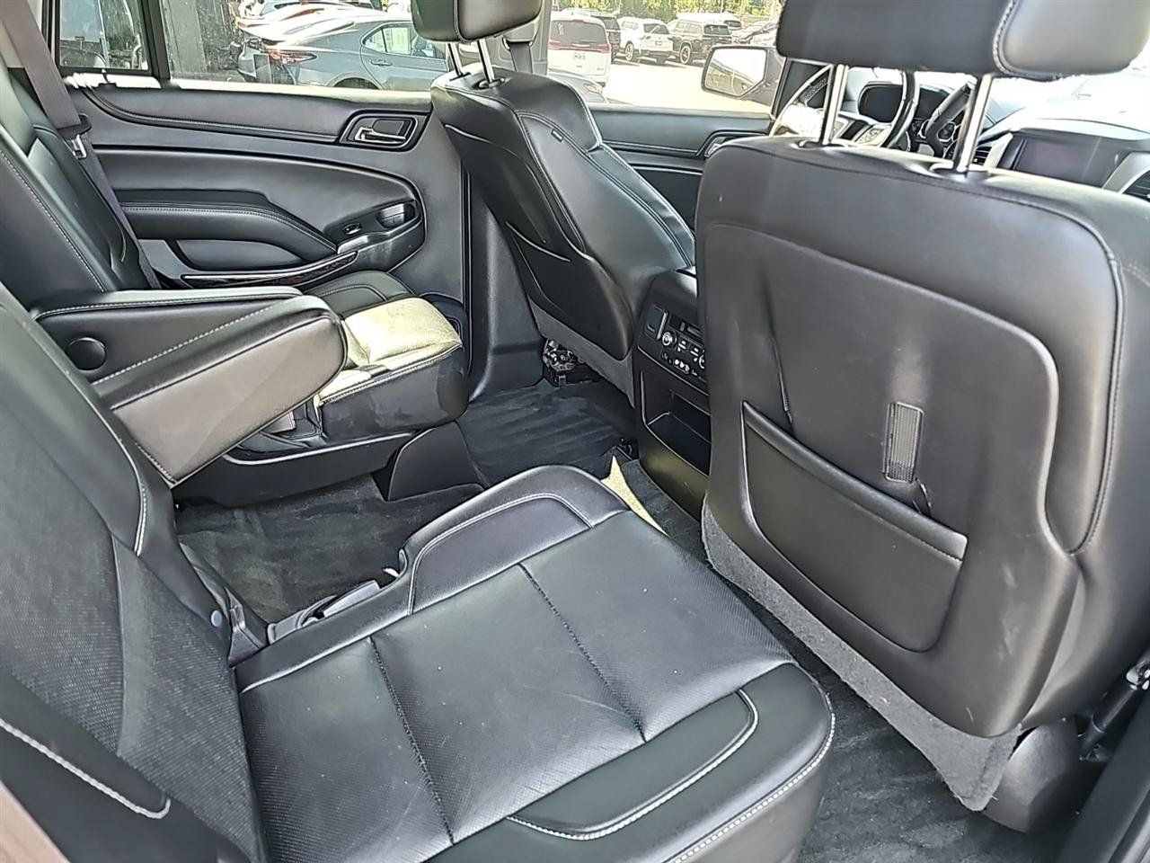 Used 2015 GMC Yukon SLT w/ Open Road Package AWD/4WD image 16