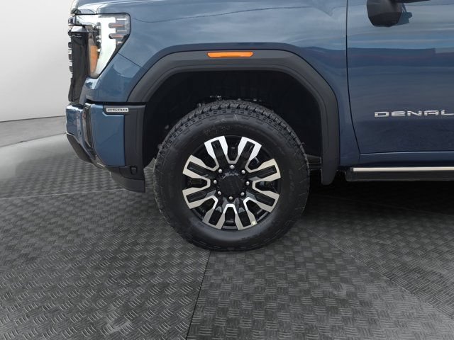Certified 2026 GMC Sierra 2500 Denali Ultimate AWD/4WD image 9