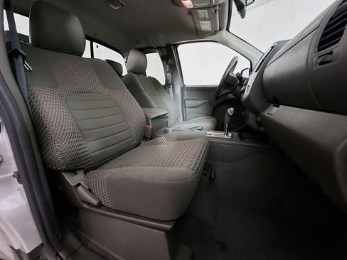 Used 2019 Nissan Frontier SV w/ Value Truck Package AWD/4WD image 25