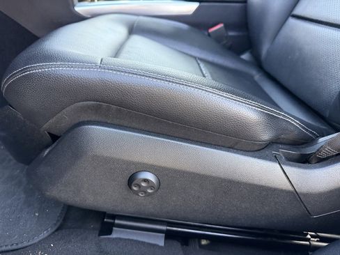 Used 2016 Mercedes-Benz E 350 Sedan image 20