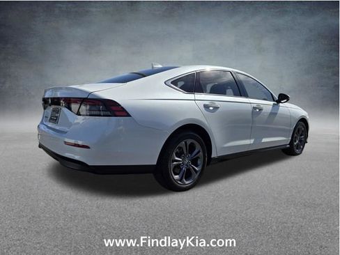 Used 2023 Honda Accord EX image 6