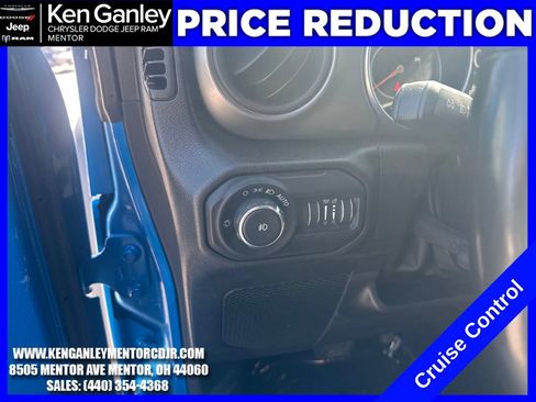 Used 2022 Jeep Wrangler Unlimited Sport AWD/4WD image 12