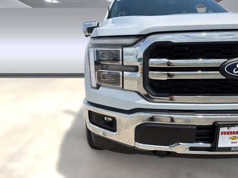 Used 2025 Ford F150 Lariat w/ Equipment Group 501A Mid image 10