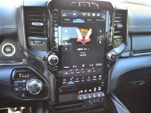 Used 2022 RAM 1500 Limited w/ Body Color Bumper Group image 31