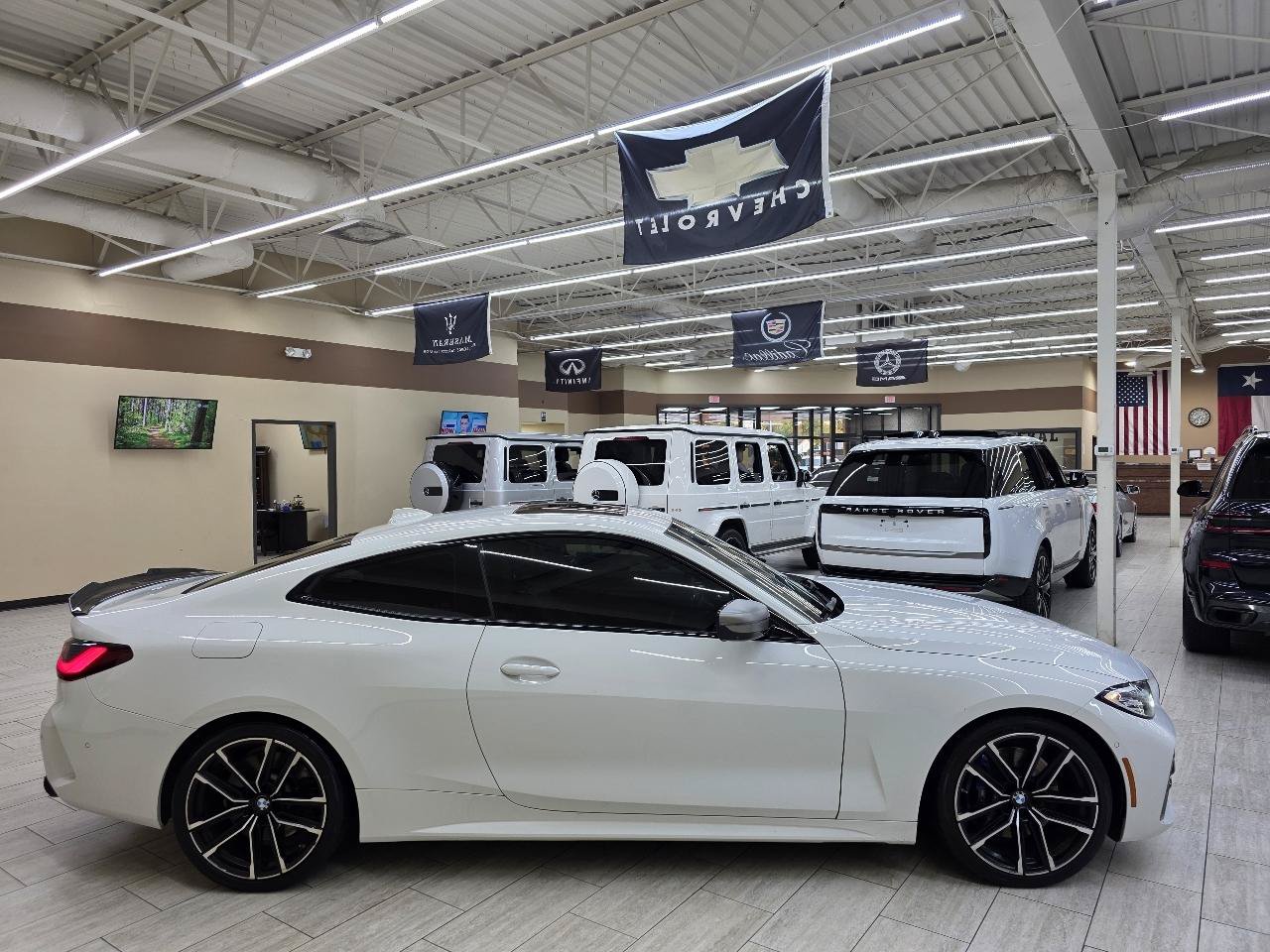Used 2023 BMW M440i Coupe w/ Parking Assistance Package RWD image 5