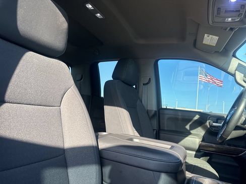 Used 2021 GMC Sierra 1500 Elevation w/ Preferred Package AWD/4WD image 29