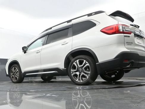 Used 2025 Subaru Ascent Limited w/ Popular Package #1 AWD/4WD image 10