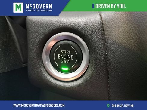 Used 2023 Chevrolet Tahoe Z71 w/ Luxury Package AWD/4WD image 33