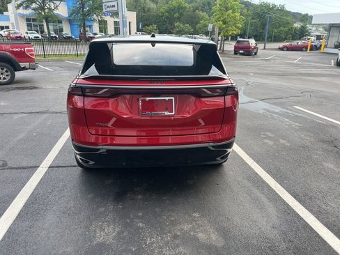 New 2025 Jeep Wagoneer S Limited image 4