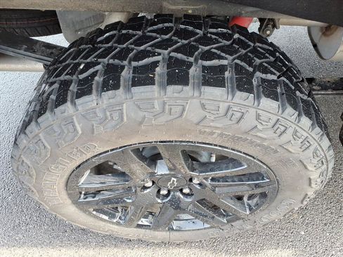 Used 2025 Chevrolet Silverado 1500 Custom Trail Boss image 4