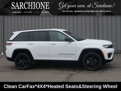 Used 2023 Jeep Grand Cherokee Limited w/ Black Appearance Package AWD/4WD image 1
