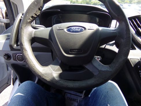 Used 2018 Ford Transit 150 130 Low Roof RWD image 29