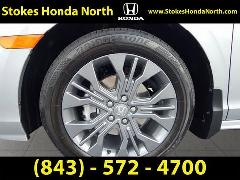 New 2026 Honda Odyssey Touring image 10