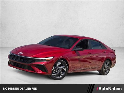 Certified 2025 Hyundai Elantra Sport FWD image 1