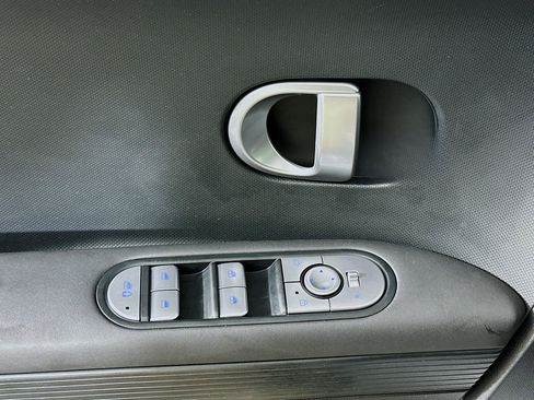 Used 2024 Hyundai Ioniq 5 SEL RWD image 15