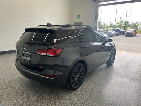 Used 2022 Chevrolet Equinox RS w/ RS Leather Package FWD image 6